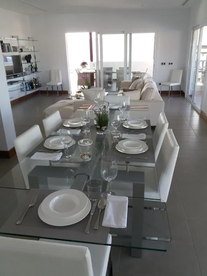 Villa Lanzarote Puerto Calero 0*,  Spanyolország