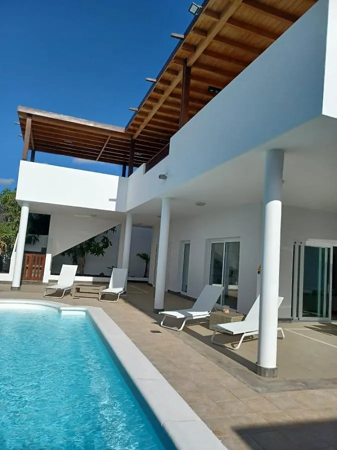 Villa Lanzarote Puerto Calero