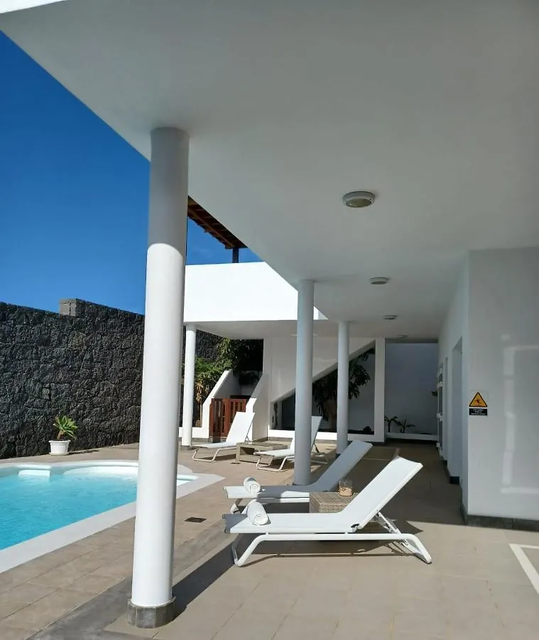Villa Lanzarote Puerto Calero 0*,  España